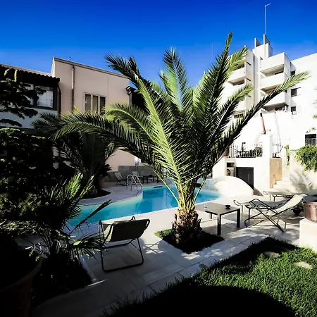 Savito Μαρτίνα Φράνκα